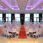 Готель Celik Convention Center & Thermal 5*