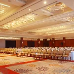Celik Convention Center & Thermal Готель