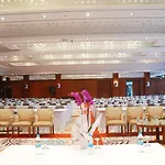 Готель Celik Convention Center & Thermal 5*