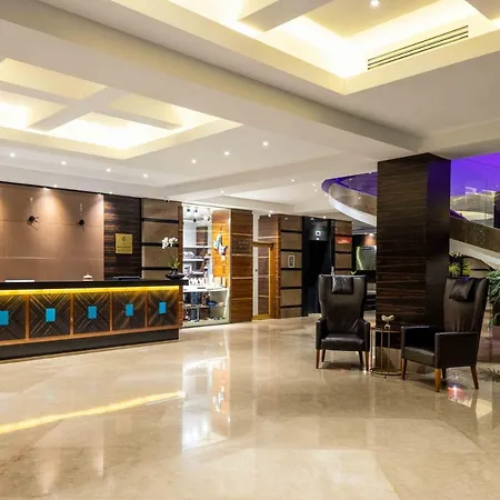 Hotel Celik Convention Center & Thermal 5*