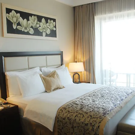 Celik Convention Center & Thermal 5* Bursa