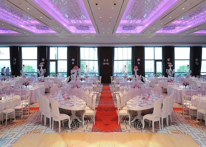 Hotel Celik Convention Center & Thermal 5*